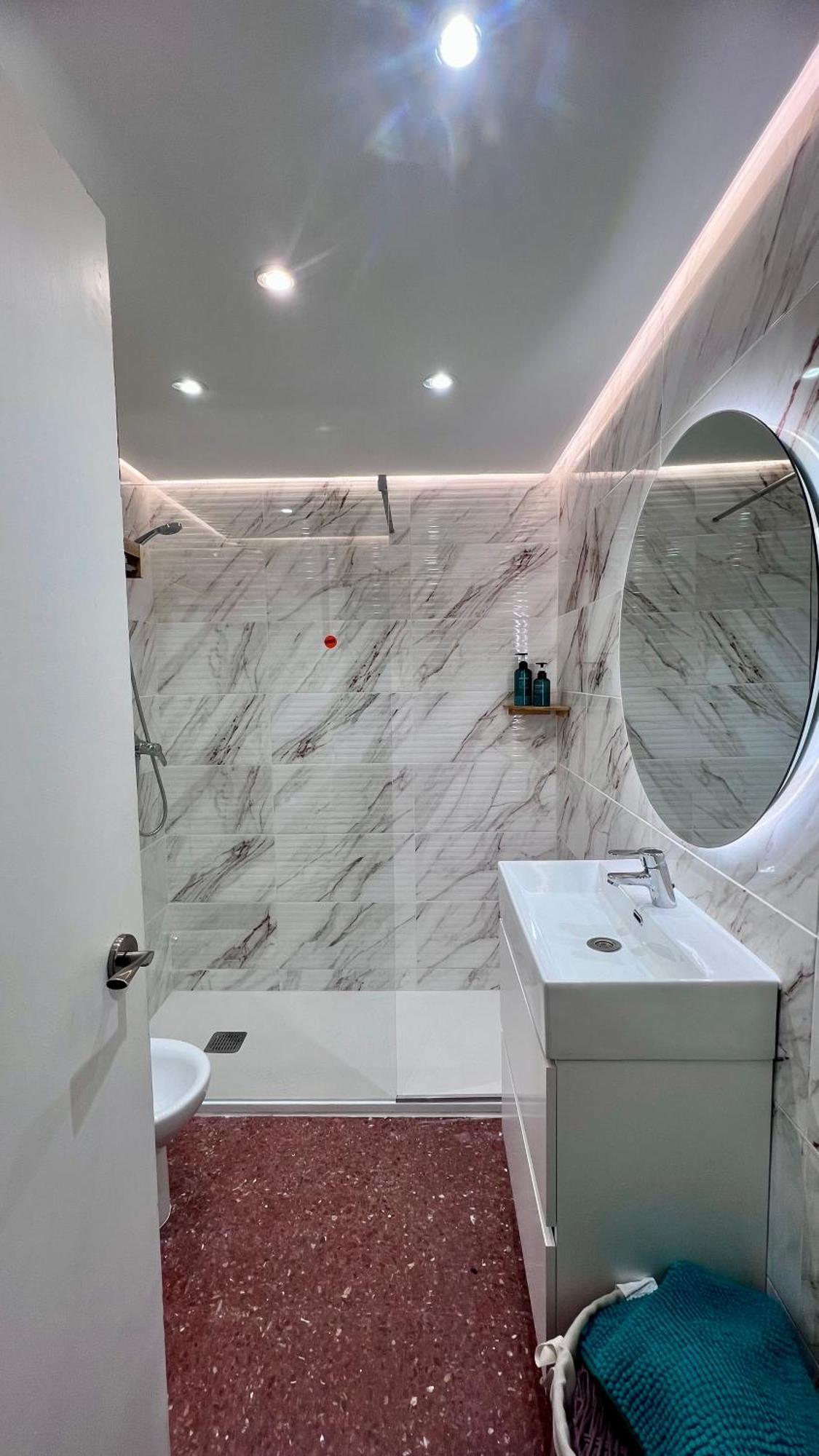 Amplio Apartamento Familiar Con Parking Privado En Pleno Centro De Córdoba Exterior foto